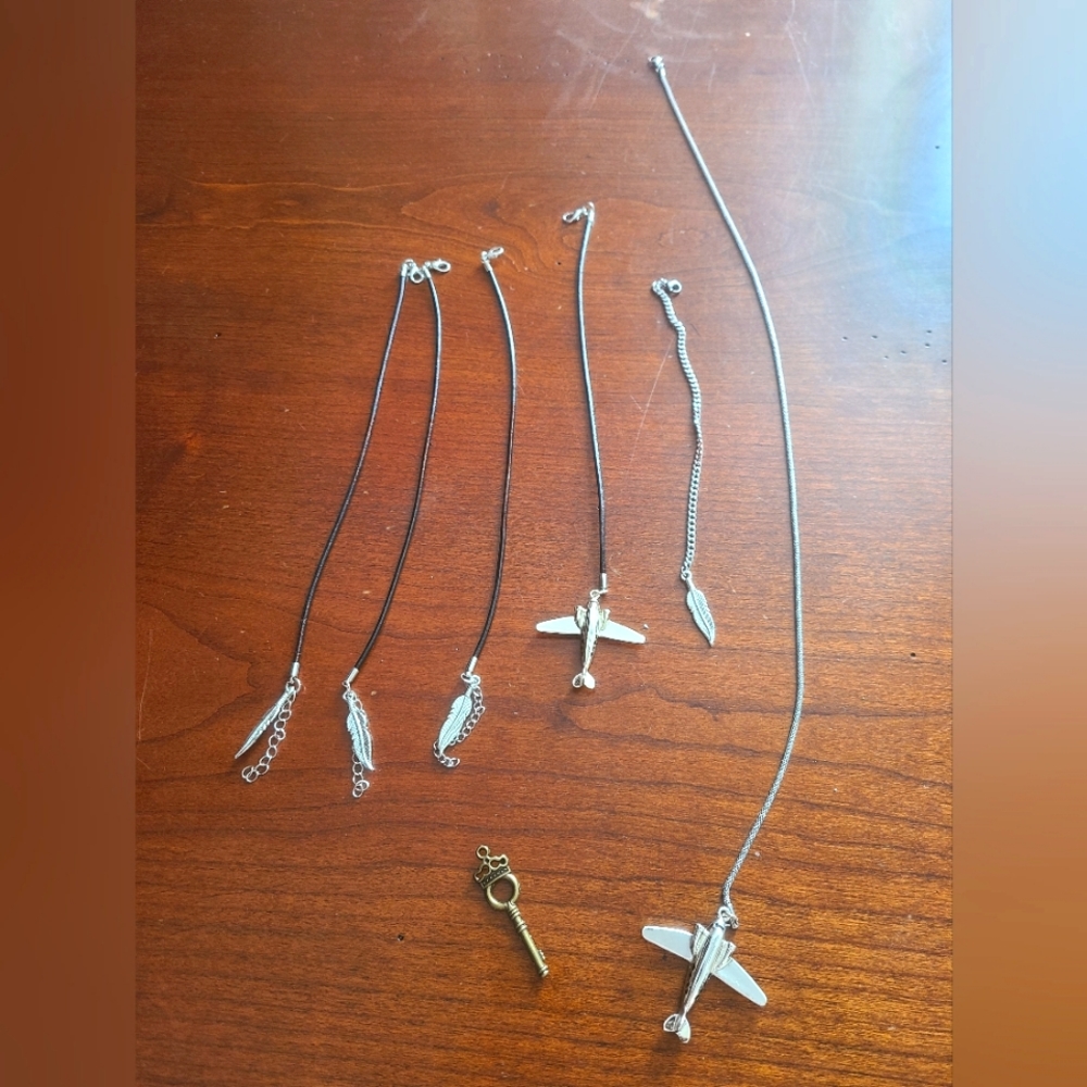 Dress pulls